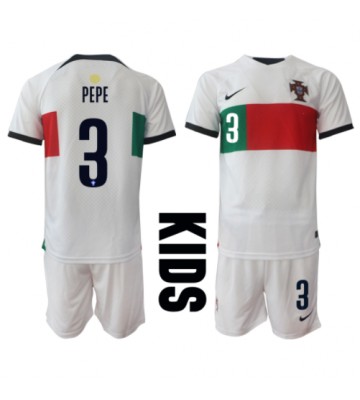 Maillot de foot le Portugal Pepe #3 Extérieur enfant Monde 2022 Manches Courte (+ pantalon court)